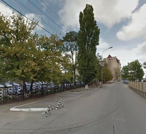 Банкомат ЮниКредита по адресу Калинина улица 2