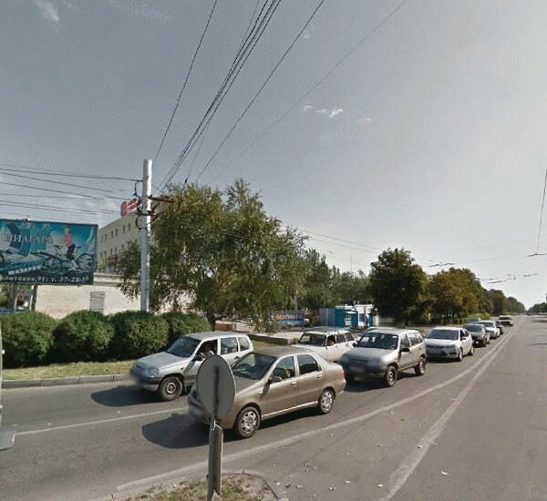 Банкомат Восточного Экспресс Банка по адресу улица Доваторцев 32а