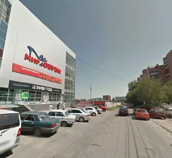 Отделение Уральского Банка Реконструкции и Развития по адресу улица Тухачевского 14/2